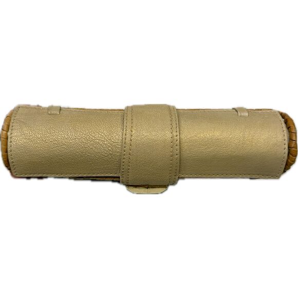 Michael Kors Woven Rattan Clutch with Gold Geometric Clasp – light gold leather - Picture 3 of 9